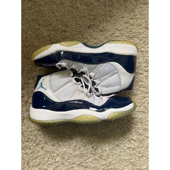 Air Jordan 11 Retro High Win Like ‘82 Size 7 Youth - Picture 1 of 6